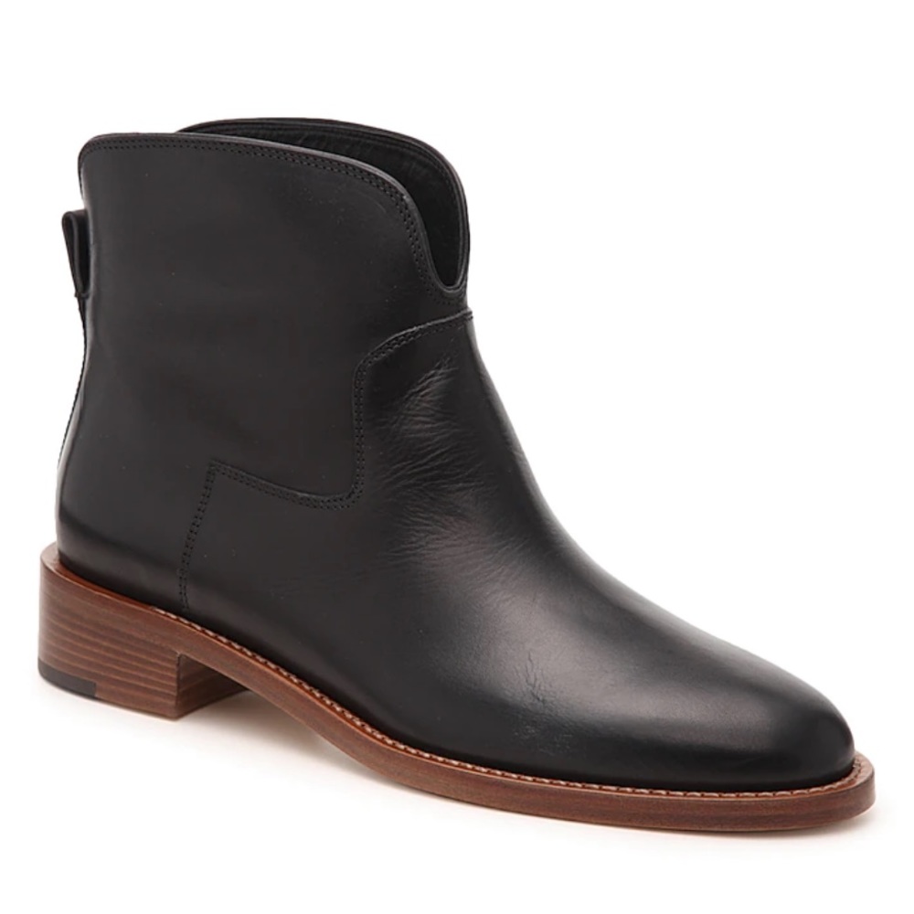 Via Spiga BNIB Black Booties 9.5